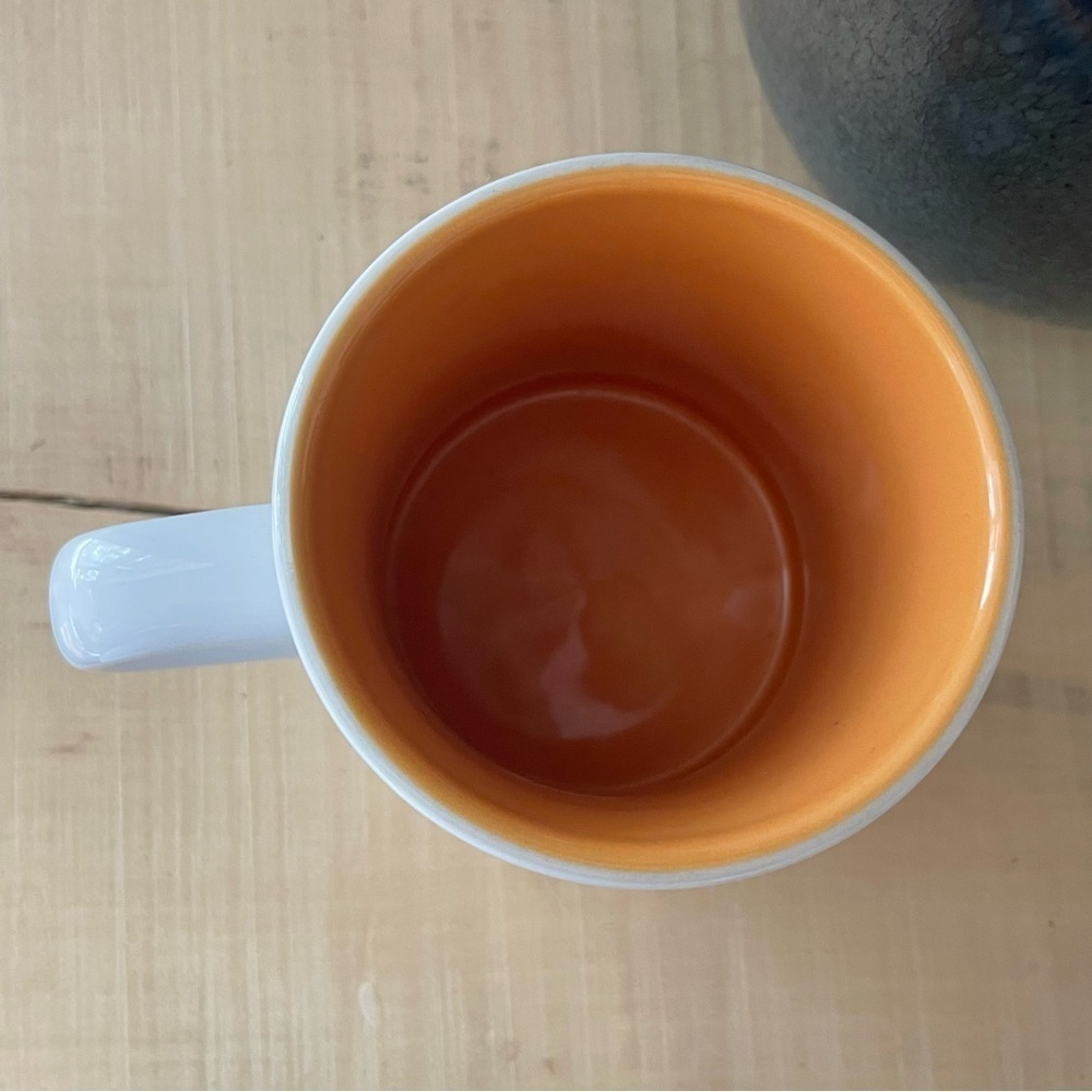 LAST CHANCE Smiling Winnie the Pooh Coffee Mug Disney Ceramic Tea Collectible - Picture 4 of 6